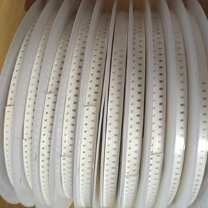 深圳風(fēng)華貼片電容代理商：貼片電容代理商售賣(mài)多少種電子元件？