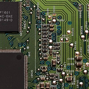 貼片電容器生產(chǎn)廠家選擇除了看資質(zhì)還要關注哪些？