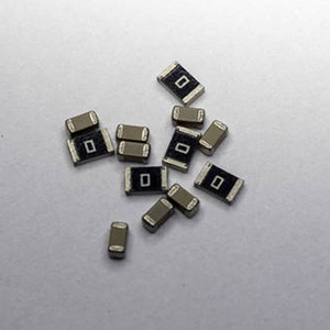 村田貼片電容如何應(yīng)對(duì)新能源工作時(shí)間延長(zhǎng)問(wèn)題？